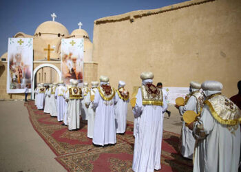 Pope Tawadros and bishops prepare 40th Myron in Coptic Church history
