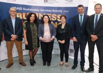 CEOSS wins FinBi Excellence Award in climate change