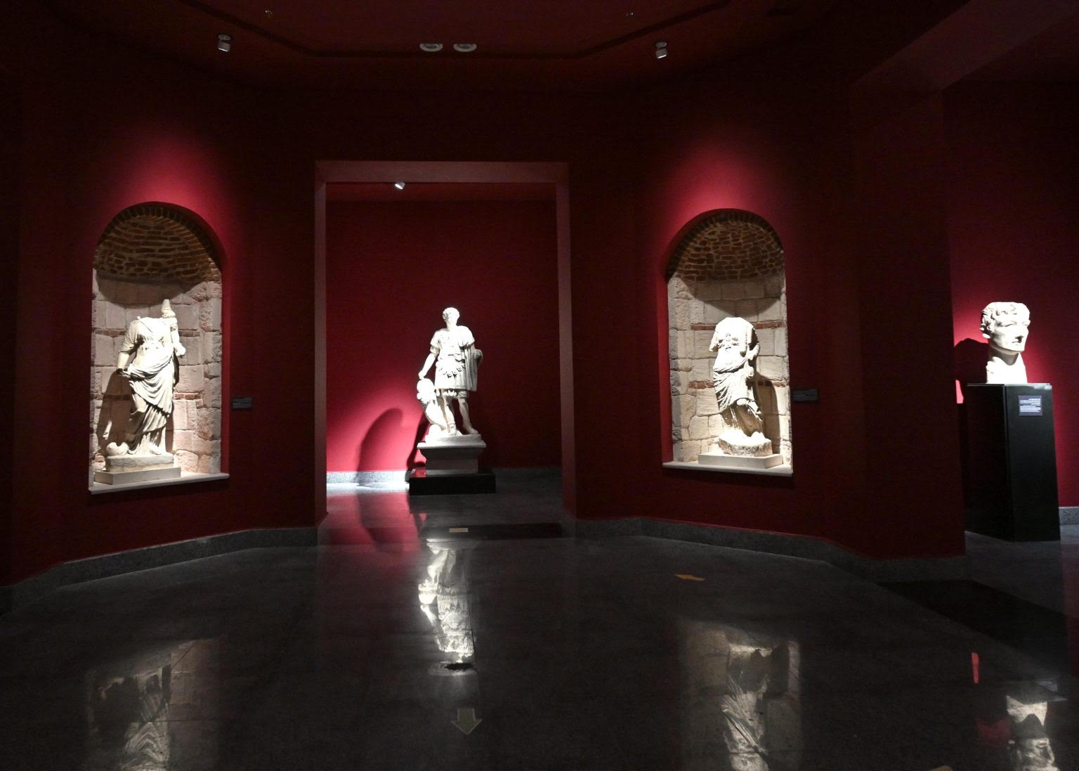 Graeco Roman splendour
