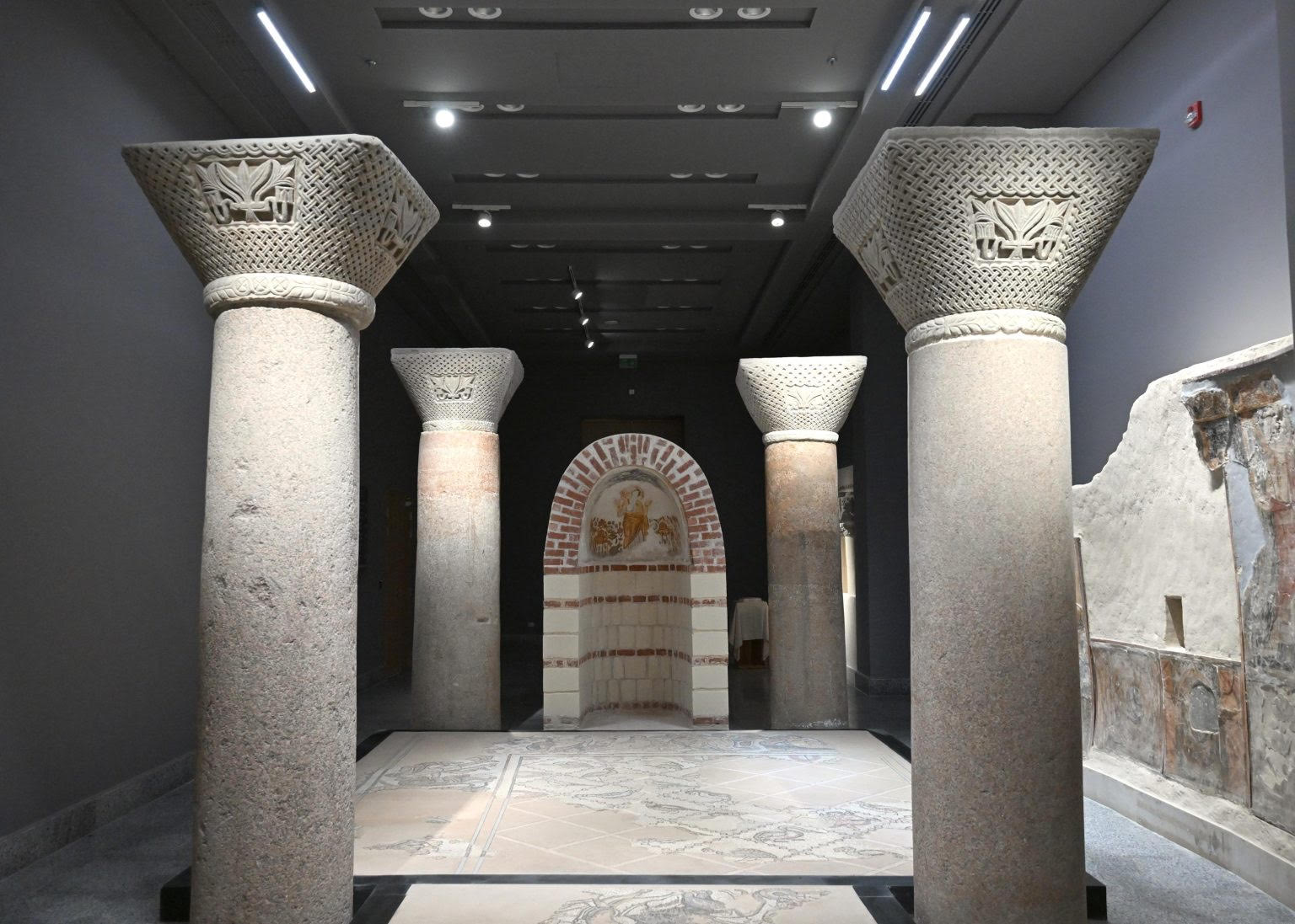 Graeco Roman splendour