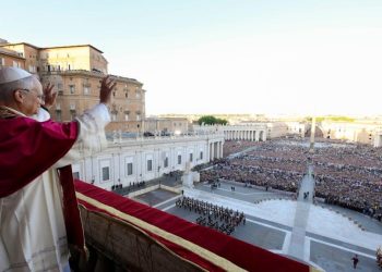 Pope Leo XIV: “Blessed with carrying the cross”