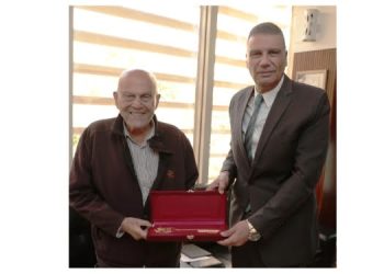 Aswan hands its key to Sir Magdi Yacoub