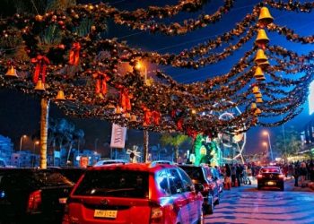 Christmas sparks up Cairo 